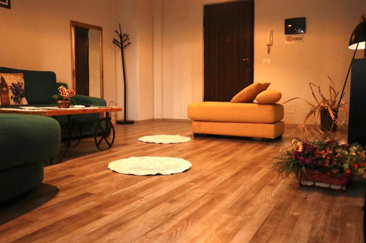 טיראנה Ultra Apartments 'New Baazar' מראה חיצוני תמונה